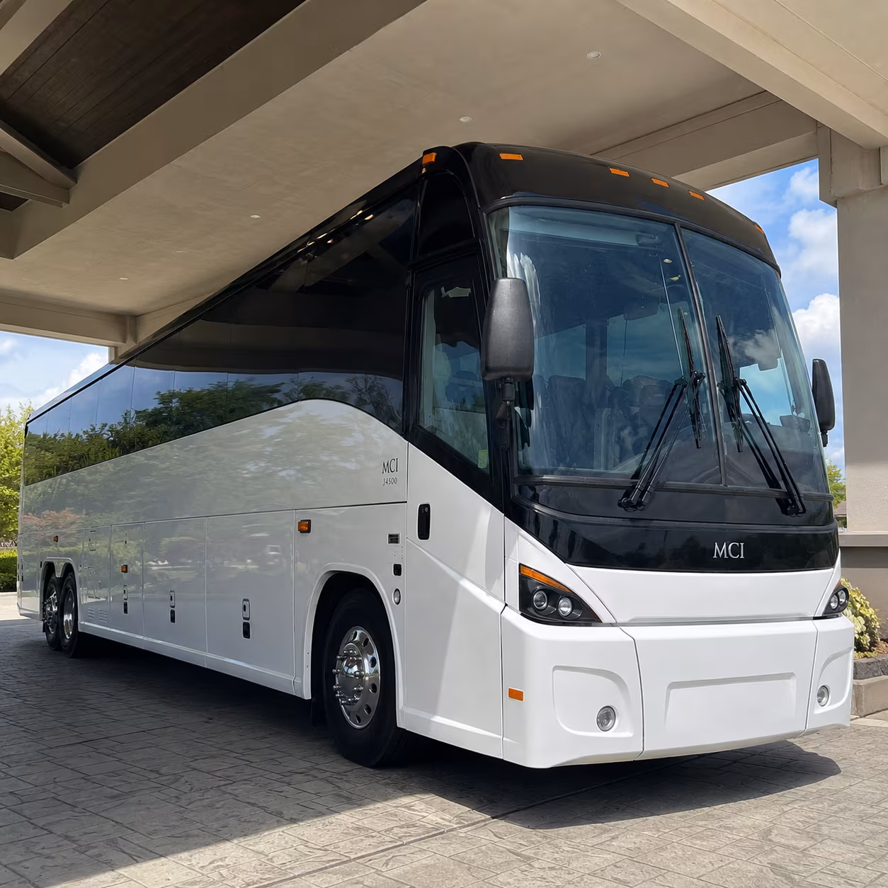 cheer on the lsu tigers at pete maravich assembly center and lsu soccer stadium
